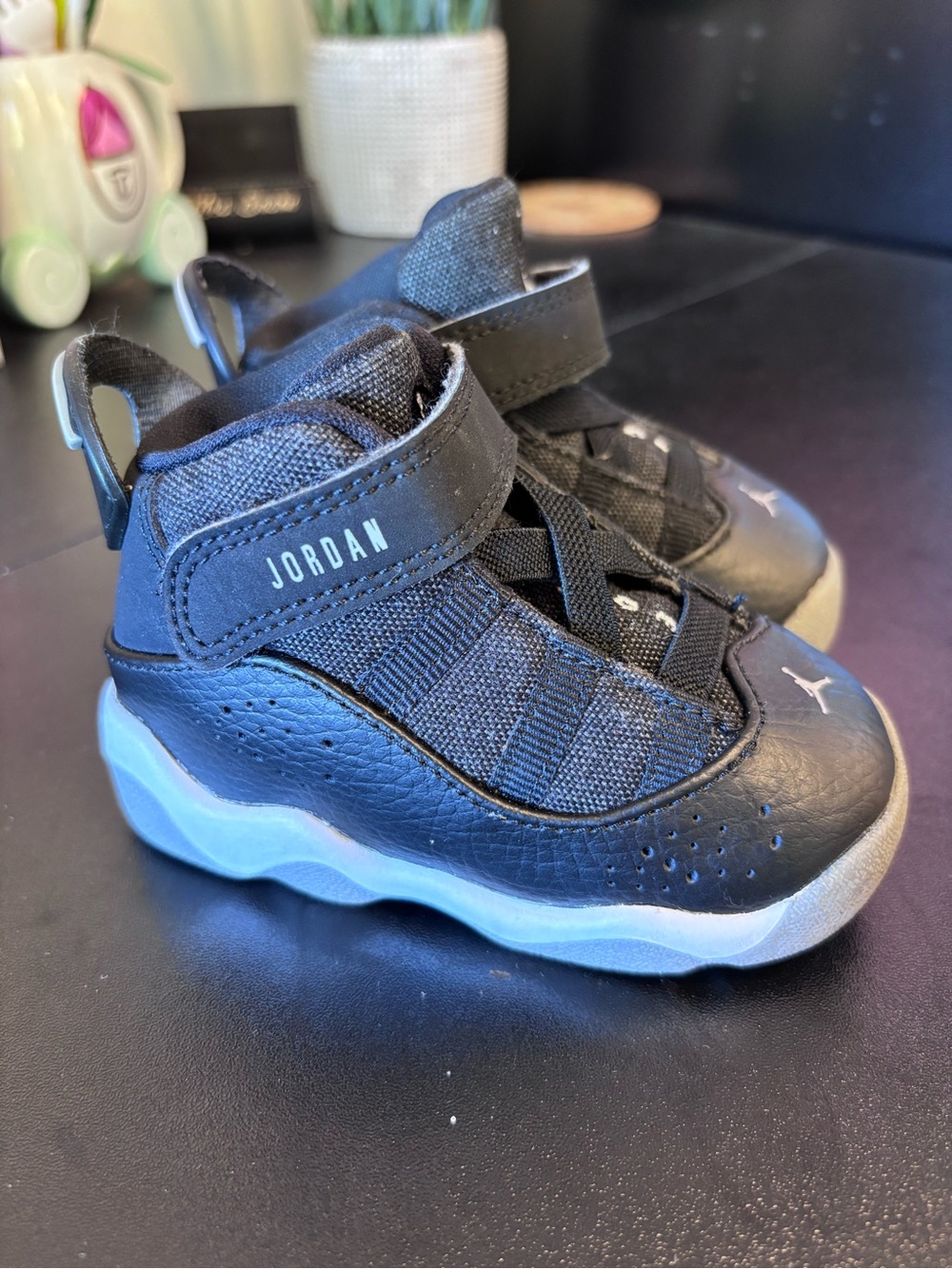 Jordan Toddler Black and White Mid-Top Sneaker